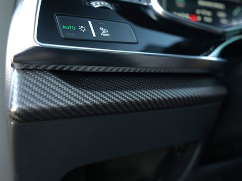 Used 2022 Audi RS Q8 w/ Black Optic Package image 18