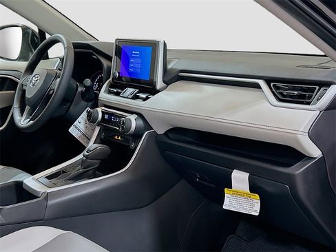 New 2025 Toyota RAV4 XLE Premium image 28