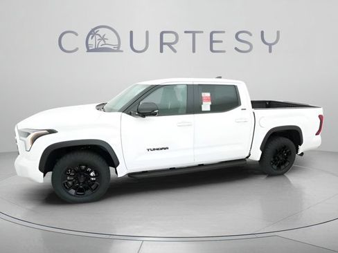 Used 2025 Toyota Tundra SR5 w/ SR5 Premium Package RWD image 3