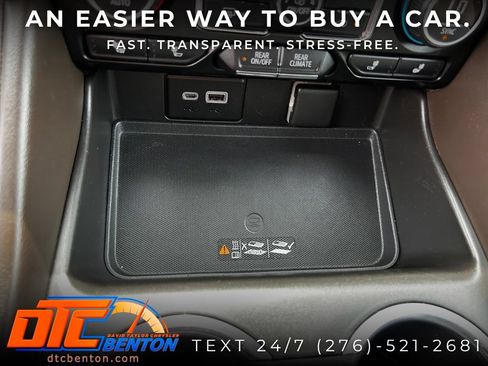 Used 2021 Chevrolet Suburban Z71 w/ Z71 Off-Road Package AWD/4WD image 23