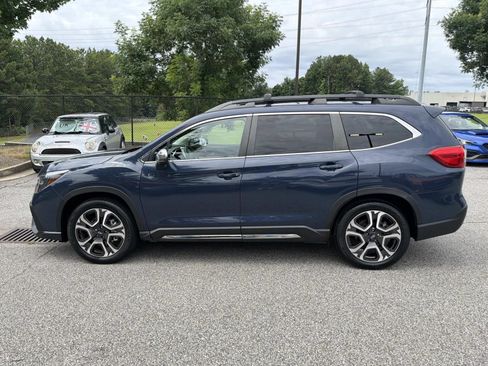 Used 2023 Subaru Ascent Limited w/ Technology Package AWD/4WD image 4