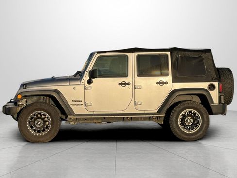 Used 2018 Jeep Wrangler Unlimited Sport S image 8
