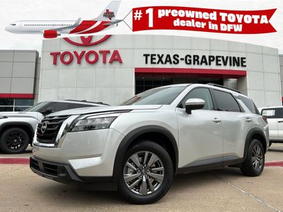 Used 2025 Nissan Pathfinder SV