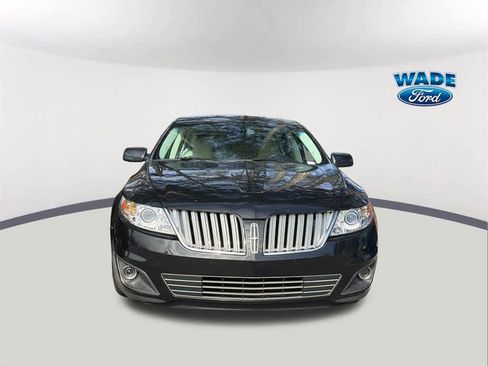 Used 2010 Lincoln MKS image 2