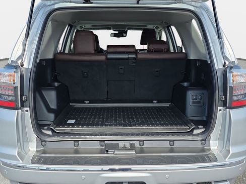 Used 2024 Toyota 4Runner Limited image 12