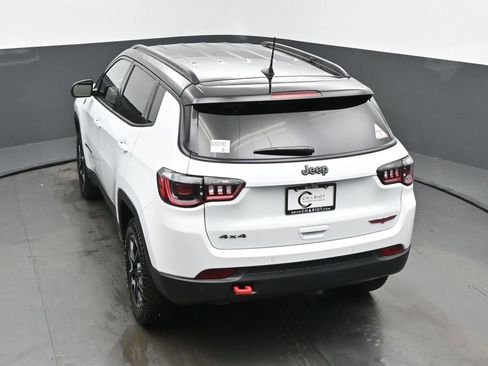 New 2026 Jeep Compass Trailhawk image 41
