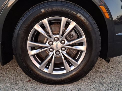 Used 2021 Cadillac XT5 Premium Luxury image 8