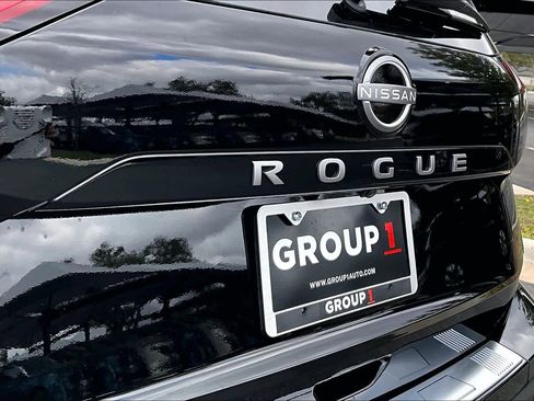 New 2026 Nissan Rogue SV image 15