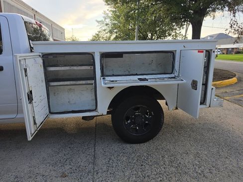 Used 2018 RAM 2500 Tradesman w/ Power & Remote Entry Group RWD image 8