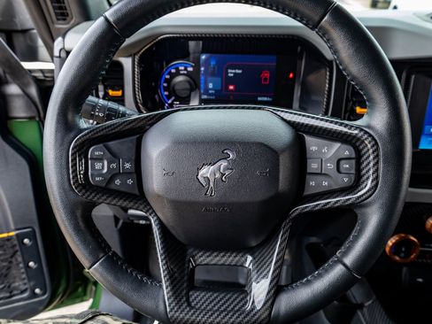 Used 2022 Ford Bronco Badlands w/ Sasquatch Package image 18