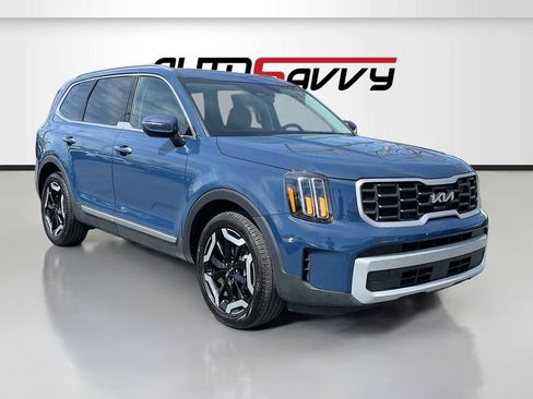 Used 2024 Kia Telluride S w/ S Sunroof Package AWD/4WD image 1