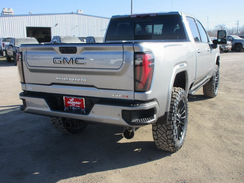 New 2026 GMC Sierra 2500 AT4 w/ AT4 Premium Plus Package image 5