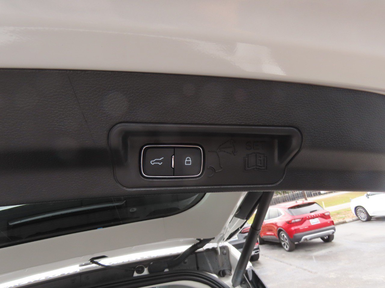 Certified 2025 Ford Explorer Platinum w/ Ultimate Package RWD image 13