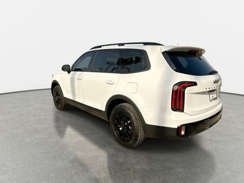 Used 2025 Kia Telluride AWD image 6