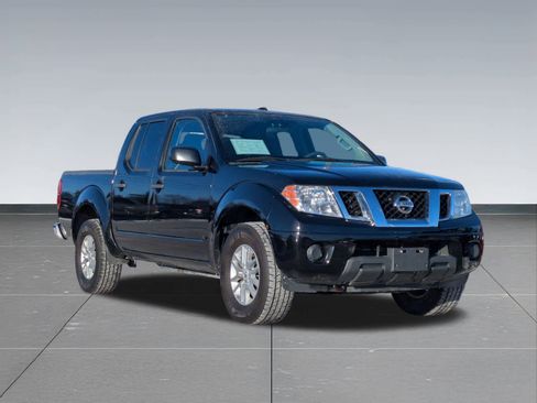 Used 2016 Nissan Frontier SV image 8