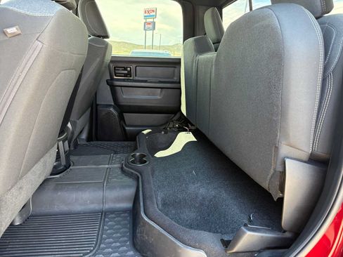 Used 2024 RAM 2500 Tradesman w/ Chrome Appearance Group AWD/4WD image 29