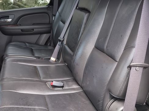 Used 2014 Chevrolet Tahoe LT AWD/4WD image 8