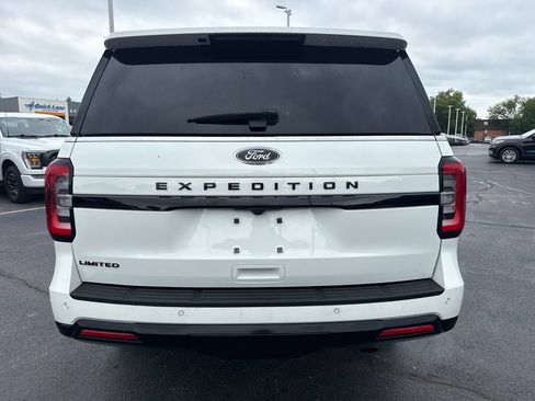 Used 2024 Ford Expedition Limited AWD/4WD image 8