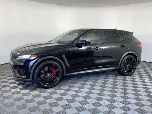 Used 2020 Jaguar F-PACE SVR image 1