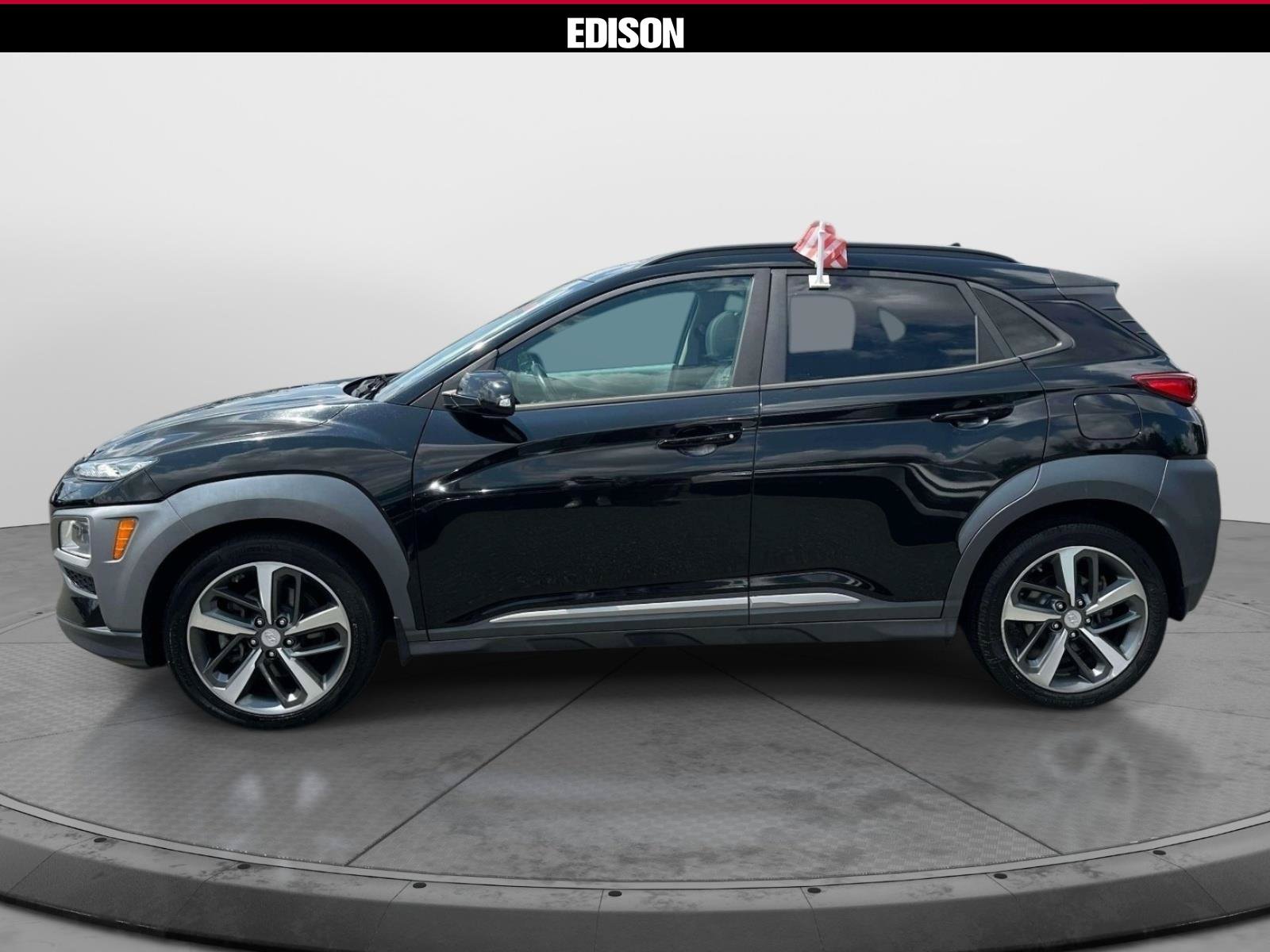 Used 2019 Hyundai Kona Limited w/ Cargo Package AWD/4WD image 3