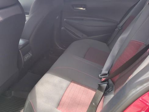 Used 2025 Toyota Corolla SE image 10