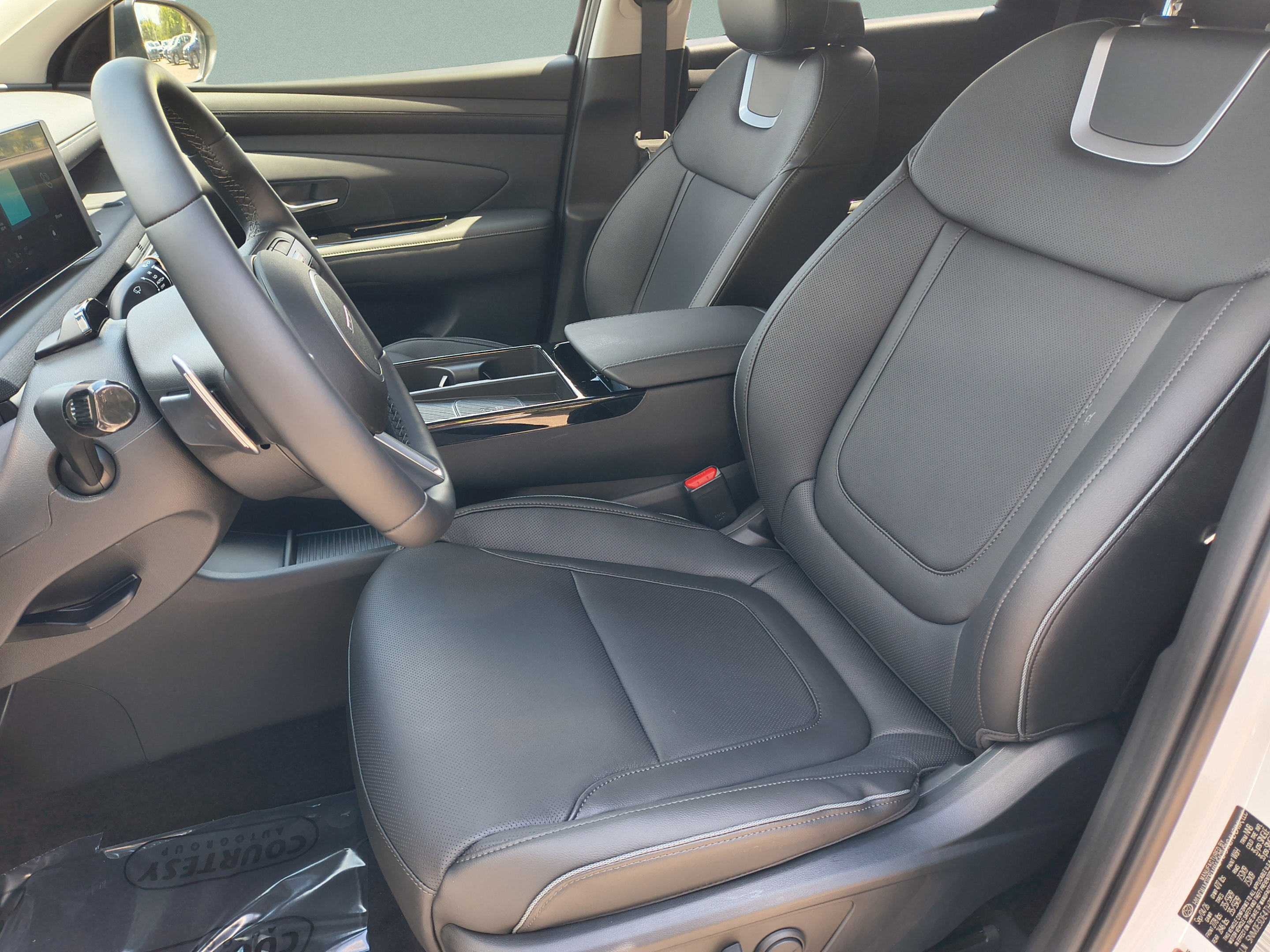 New 2026 Hyundai Tucson Limited w/ Tow & Go Package FWD image 19