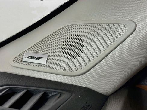 Used 2022 Nissan Pathfinder Platinum w/ Cargo Package FWD image 30
