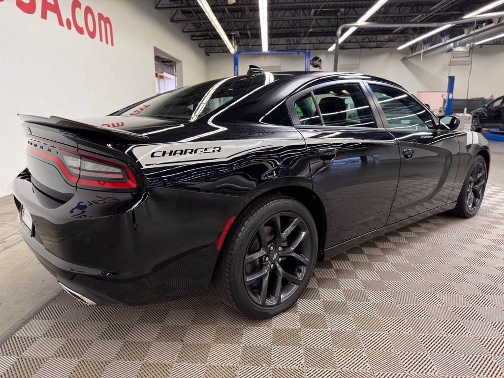 Used 2023 Dodge Charger SXT w/ Blacktop Package RWD image 7