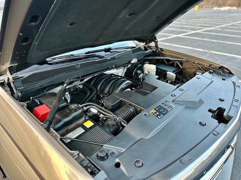 Used 2014 Chevrolet Silverado 1500 LTZ Z71 w/ LTZ Plus Package image 13