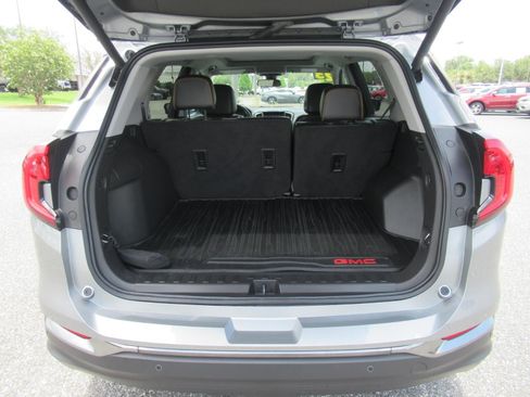 Used 2023 GMC Terrain AT4 w/ Tech Package AWD/4WD image 37