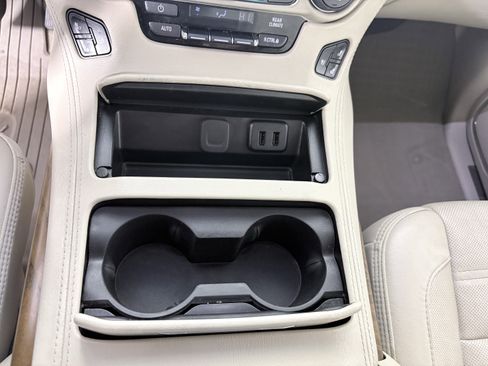 Used 2019 GMC Yukon Denali image 24
