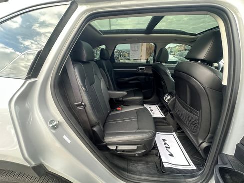 Used 2024 Kia Sorento X-Line EX image 17