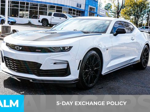Used 2021 Chevrolet Camaro SS image 5