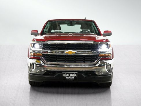 Used 2018 Chevrolet Silverado 1500 LT w/ All Star Edition AWD/4WD image 8