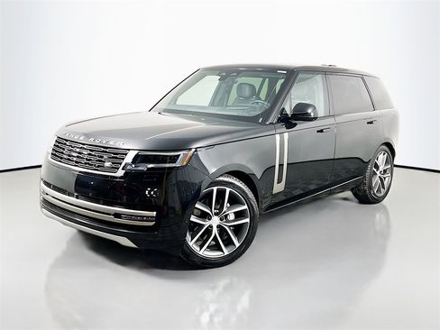 Used 2025 Land Rover Range Rover Long Wheelbase SE image 1