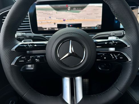 New 2025 Mercedes-Benz GLS 580 4MATIC image 21