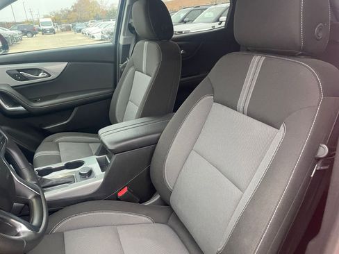 Used 2025 Chevrolet Blazer LT image 35