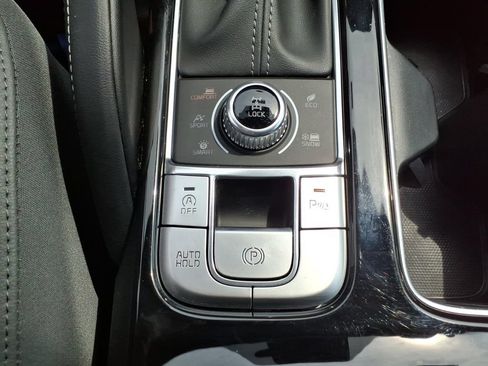 Used 2024 Kia Telluride EX X-Line AWD/4WD image 27