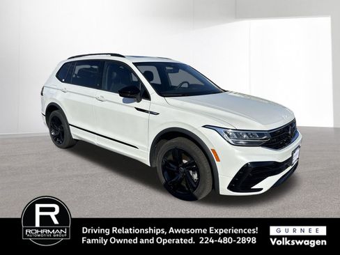 Used 2024 Volkswagen Tiguan SE R-Line w/ MDO Package, Two-Row image 2