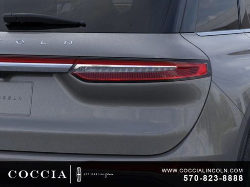New 2026 Lincoln Corsair Premiere AWD/4WD image 21