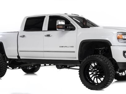 Used 2016 GMC Sierra 2500 Denali w/ Duramax Plus Package