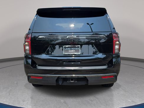 Used 2022 Chevrolet Tahoe Z71 w/ Luxury Package AWD/4WD image 6