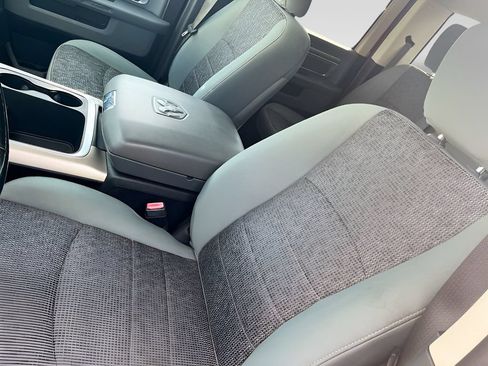 Used 2018 RAM 1500 Big Horn AWD/4WD image 19