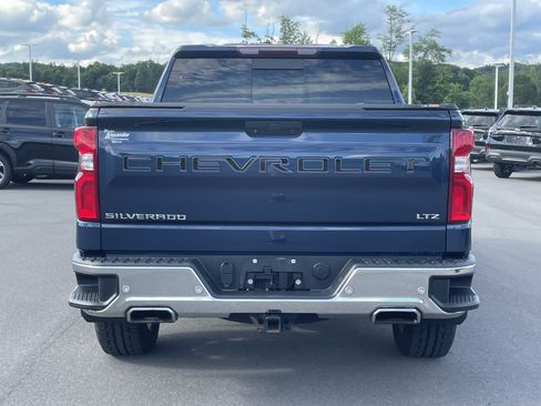 Used 2020 Chevrolet Silverado 1500 LTZ w/ LTZ Premium Package AWD/4WD image 4