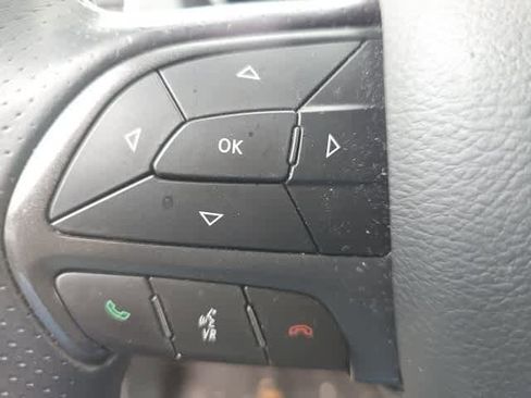 Used 2018 Dodge Durango SXT w/ 3rd Row Seating Group image 11