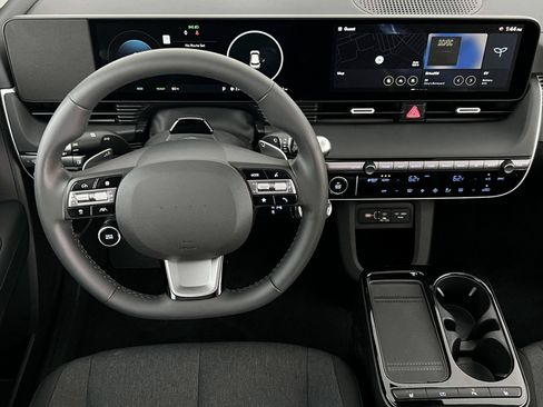 New 2025 Hyundai Ioniq 5 SE image 17