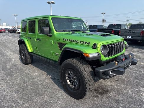 Used 2025 Jeep Wrangler Unlimited Rubicon 392 image 9