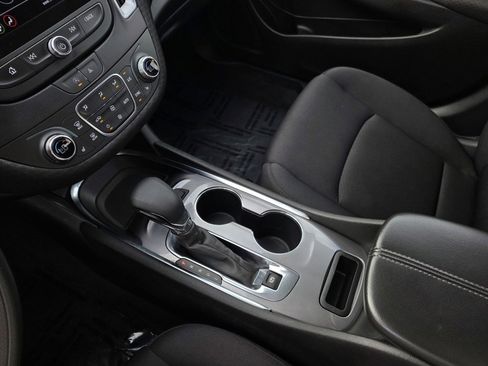 Used 2023 Chevrolet Malibu LT image 19