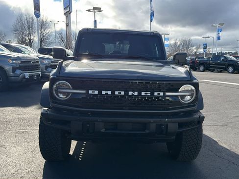 Used 2023 Ford Bronco Wildtrak image 2