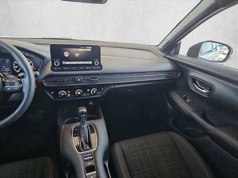 Used 2024 Honda HR-V Sport image 4